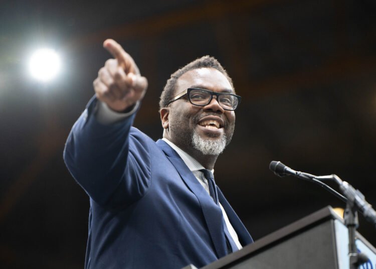 DOJ Investigates Chicago’s Hiring Practices Amid Racial Equity Push